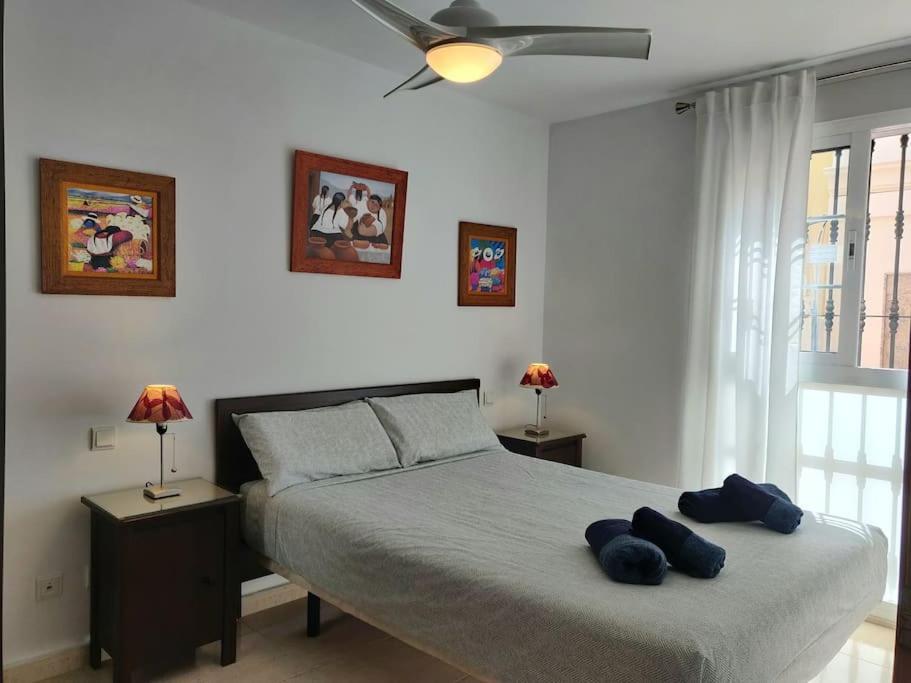 Apartamento Centrico En Fuengirola A 200 Metros De La Playa Bagian luar foto